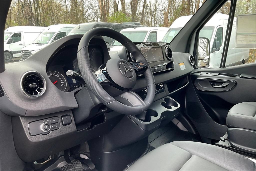 New 2026 Mercedes-Benz Sprinter 2500 image 5