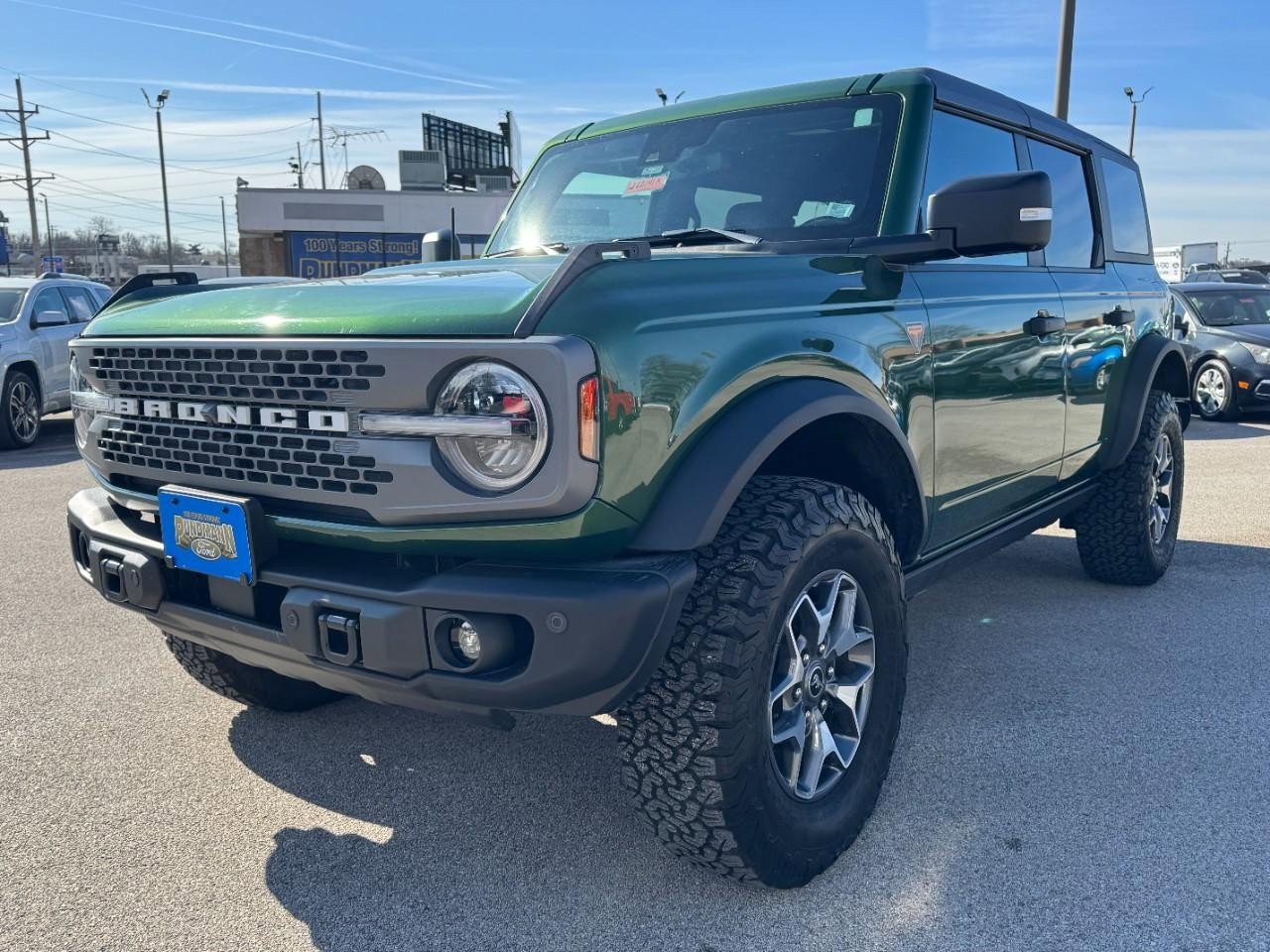 Used 2023 Ford Bronco Badlands image 7