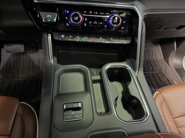 Used 2025 GMC Sierra 2500 Denali Ultimate w/ Max Trailering Package AWD/4WD image 24