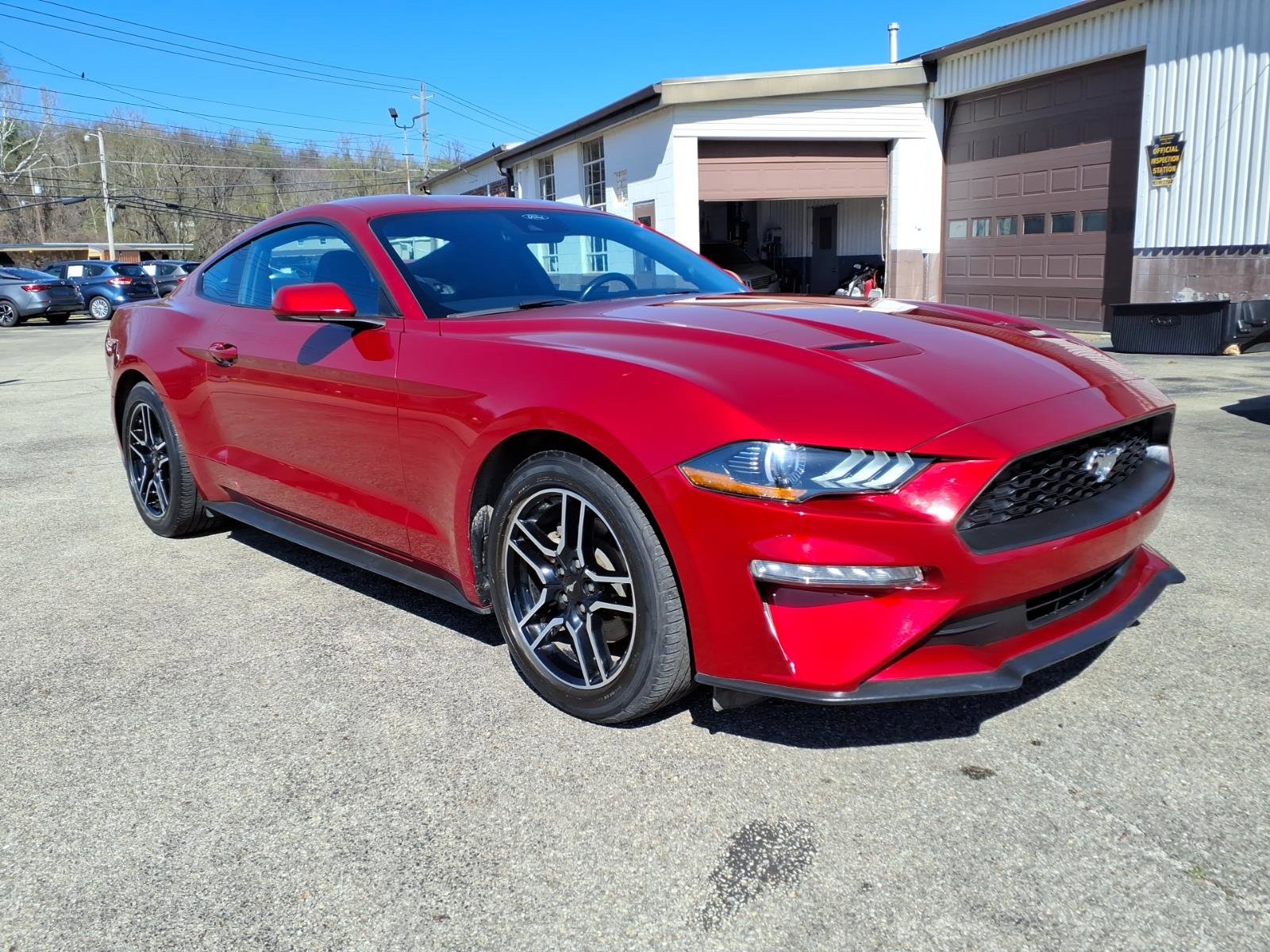Used 2021 Ford Mustang Coupe RWD image 1
