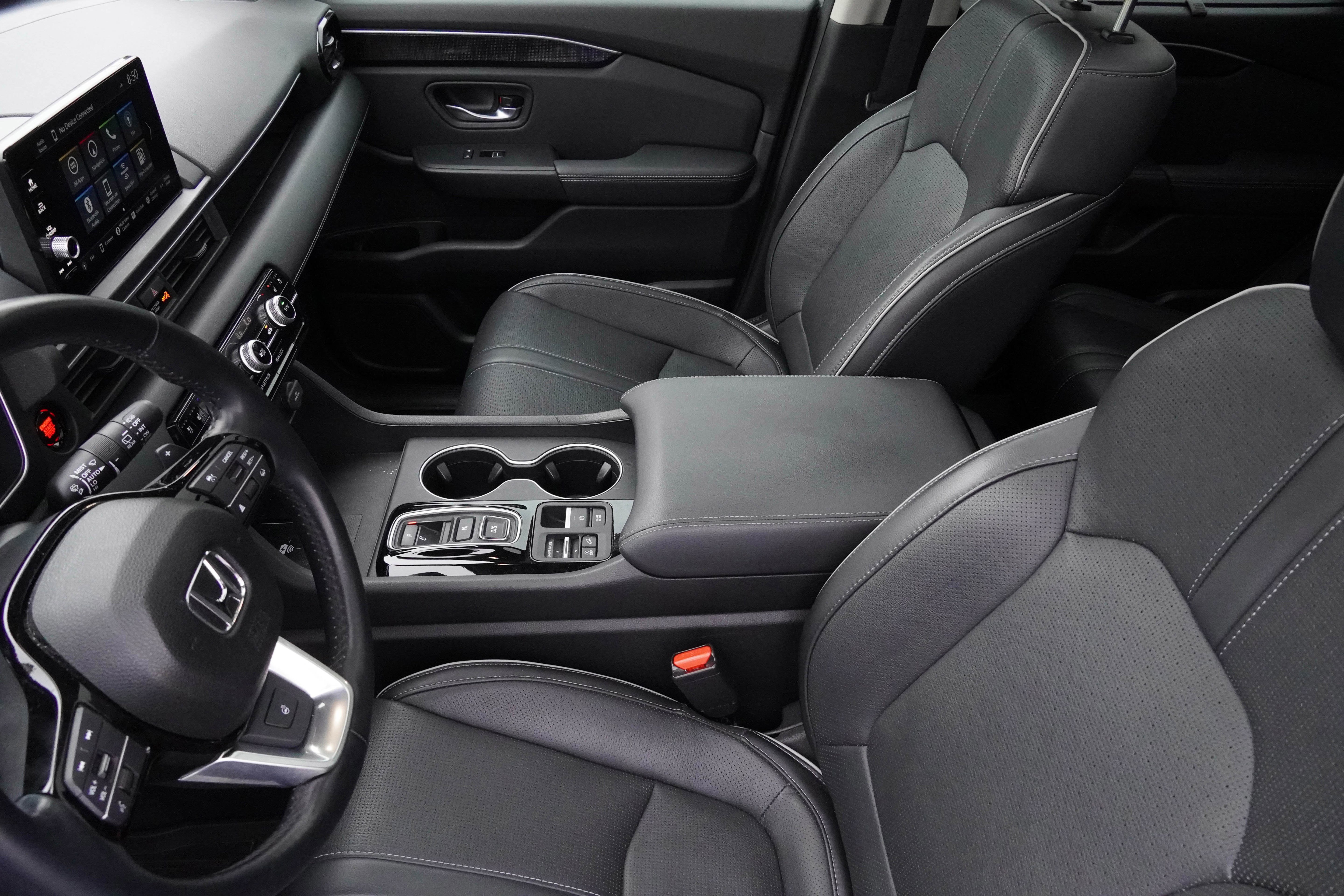 Used 2023 Honda Pilot Elite image 11