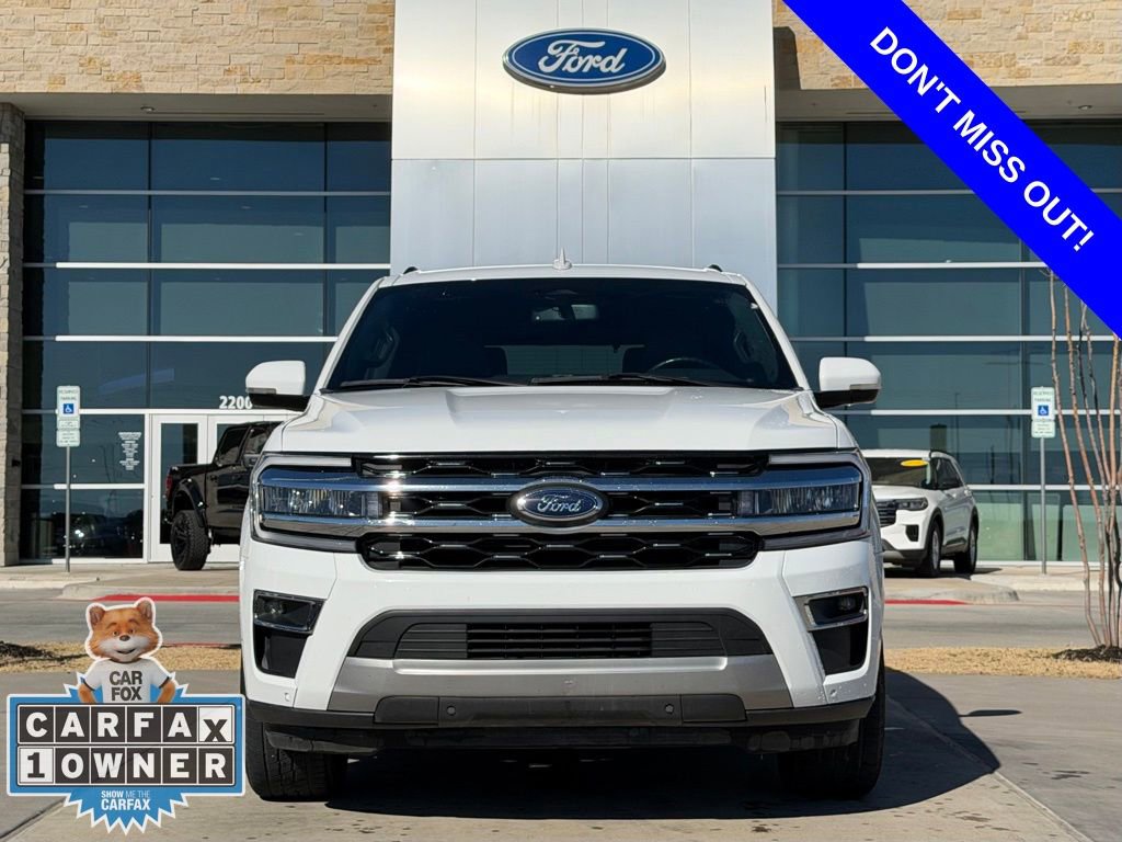 Used 2023 Ford Expedition Limited image 2