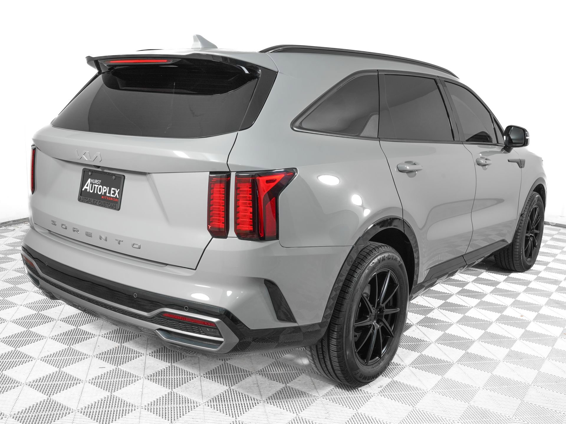 Used 2022 Kia Sorento EX w/ Panoramic Sunroof Package image 5