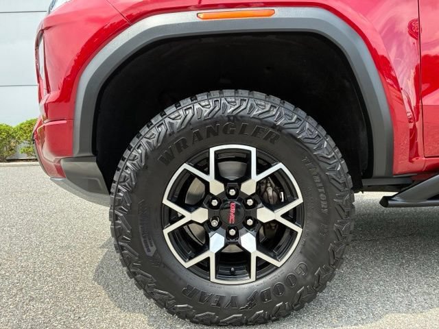 Used 2024 GMC Canyon AT4X AWD/4WD image 23