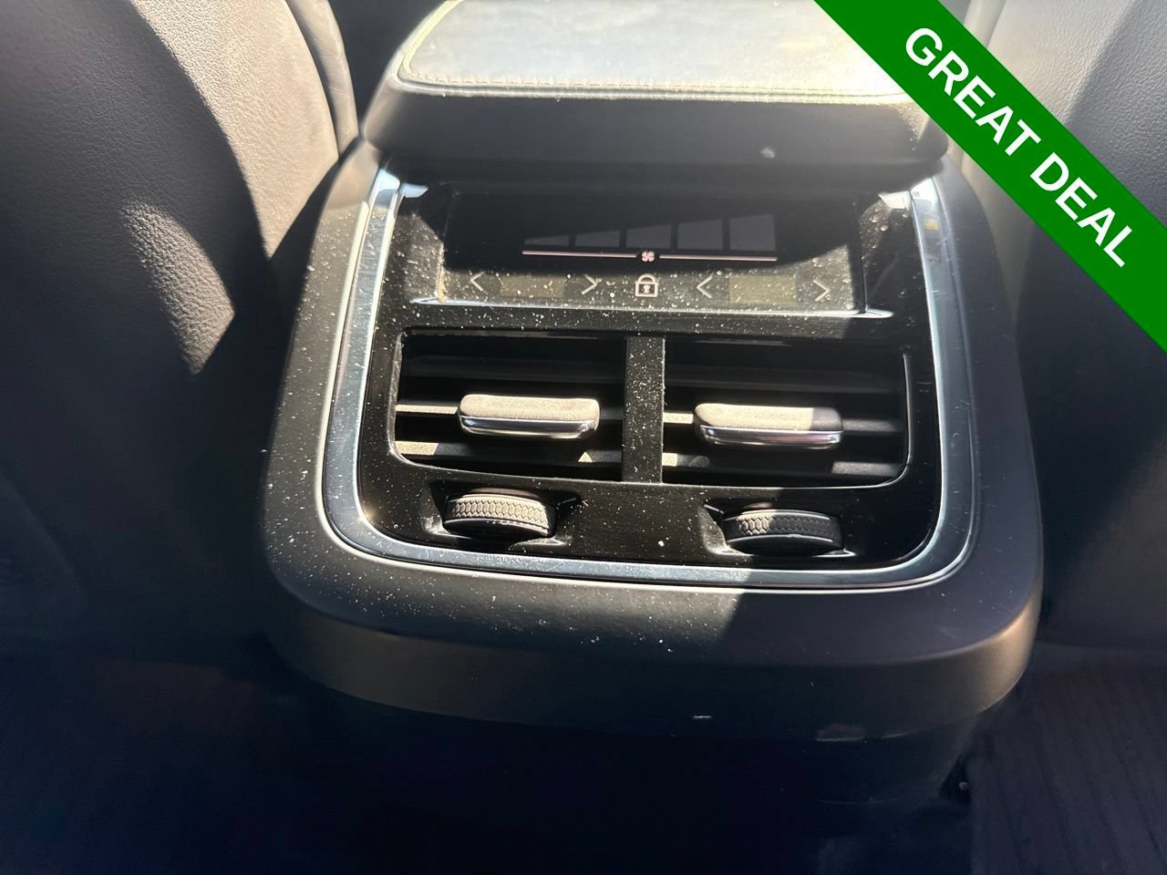 Used 2018 Volvo XC90 T6 R-Design w/ Convenience Package AWD/4WD image 16