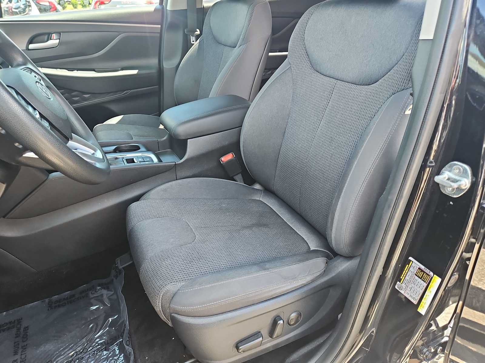 Used 2019 Hyundai Santa Fe SEL FWD image 17