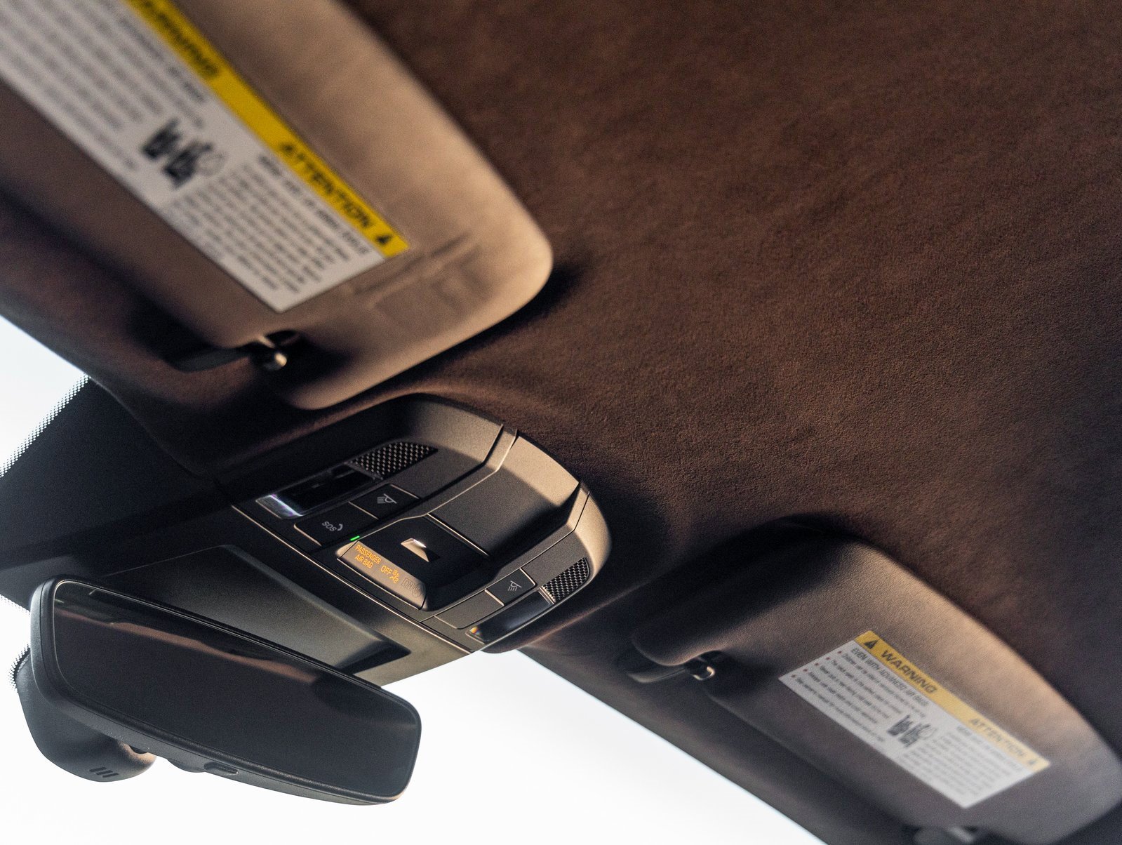 Certified 2024 Porsche 911 Turbo S w/ 911 Turbo Sportdesign Package image 25