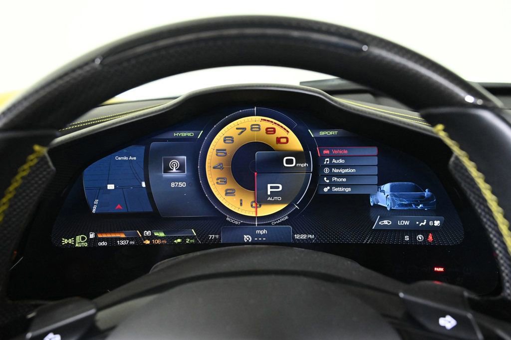 Used 2022 Ferrari SF90 Spider Base image 15