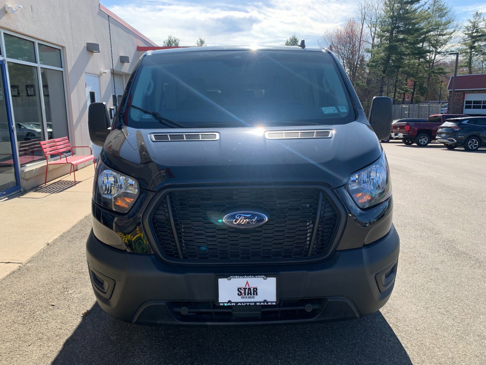 Used 2023 Ford Transit 350 XL RWD image 2