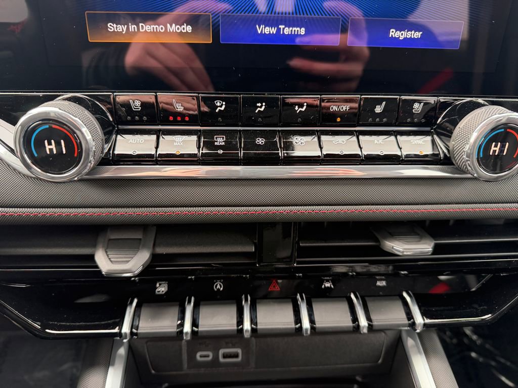 New 2026 Chevrolet Colorado Z71 w/ Z71 Convenience Package 2 image 33