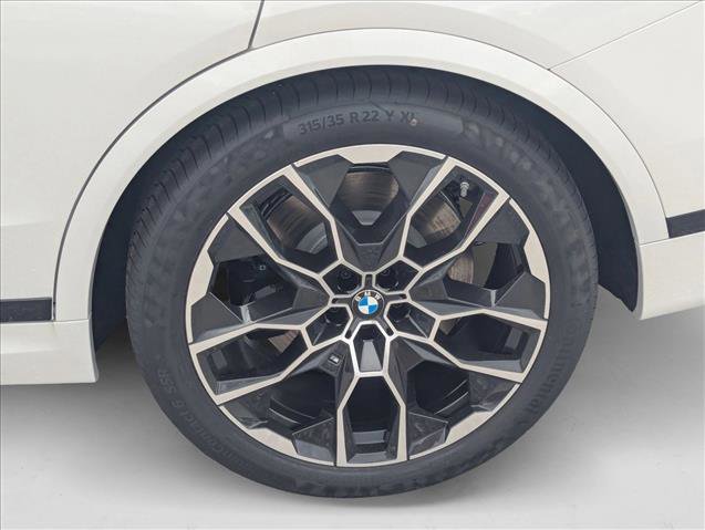 New 2026 BMW X7 M60i image 9