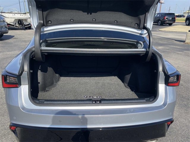 Used 2024 Lexus IS 350 F Sport image 10