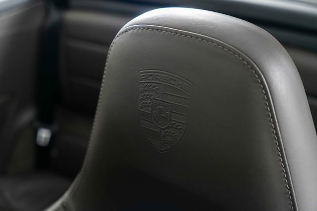 Used 2015 Porsche 911 Turbo S w/ High-end Infotainment Package AWD/4WD image 16