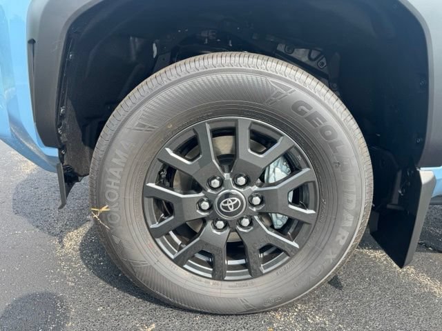 New 2026 Toyota 4Runner SR5 AWD/4WD image 12
