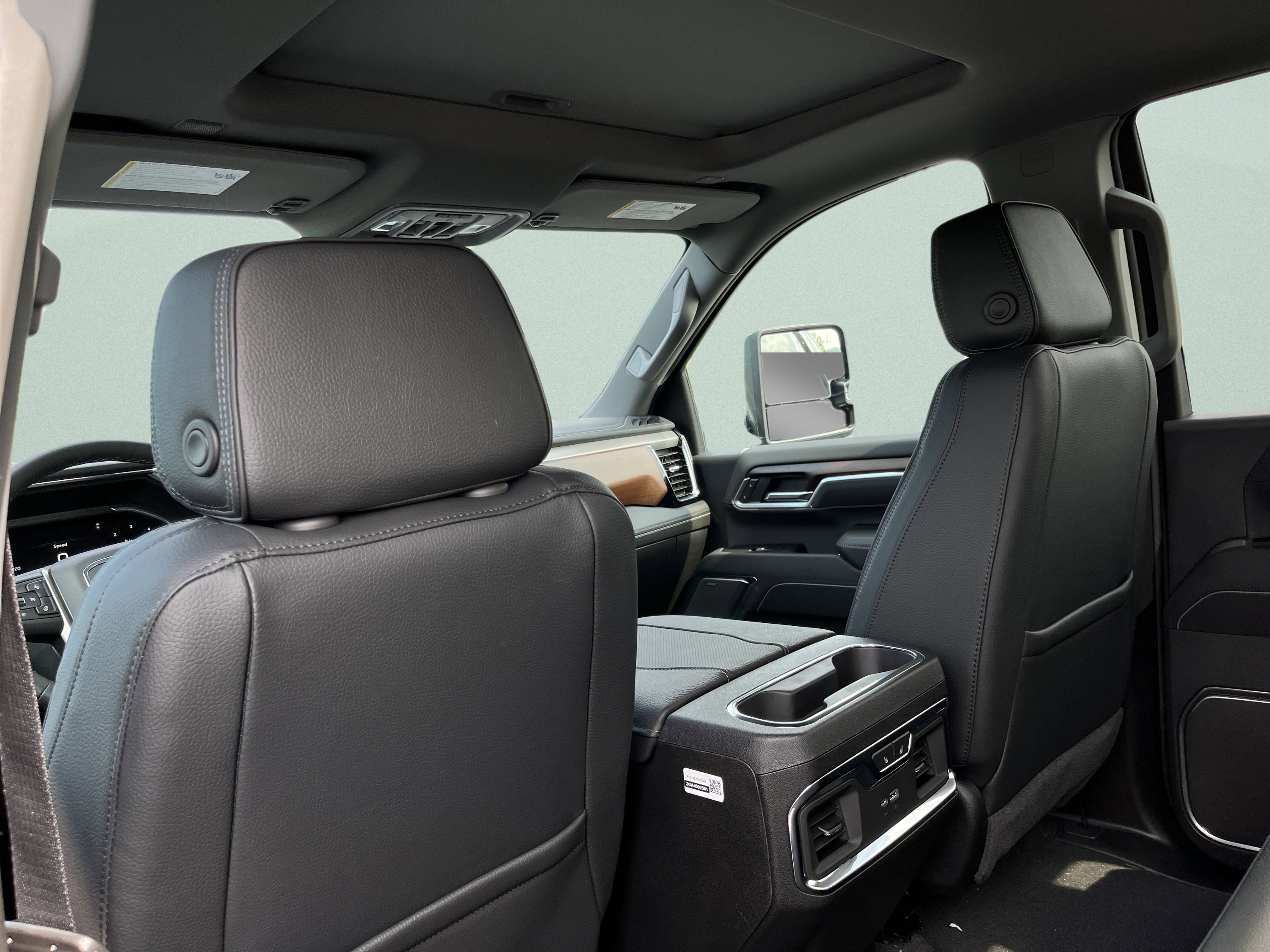 New 2026 GMC Sierra 2500 Denali w/ Denali Reserve Package image 24