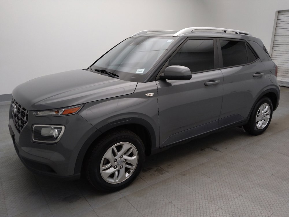 Used 2020 Hyundai Venue SEL w/ Convenience Package FWD image 2