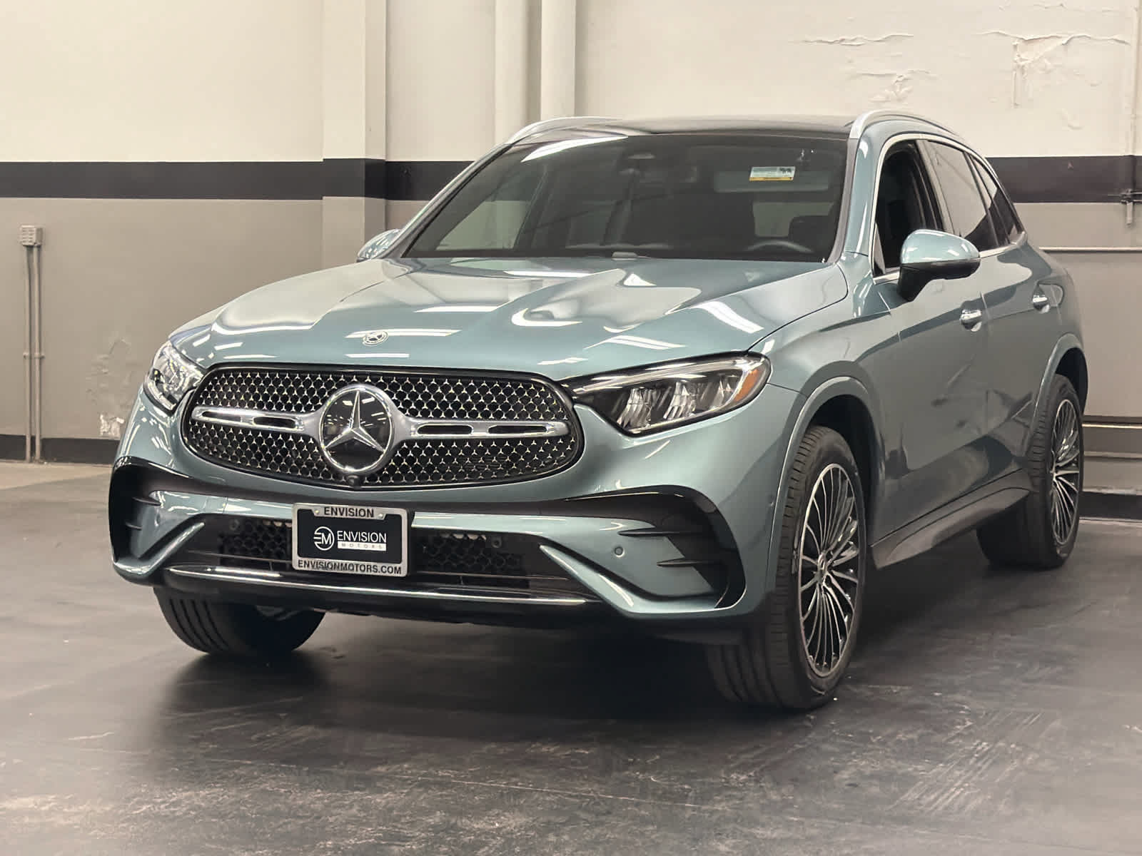 Used 2026 Mercedes-Benz GLC 300 image 5