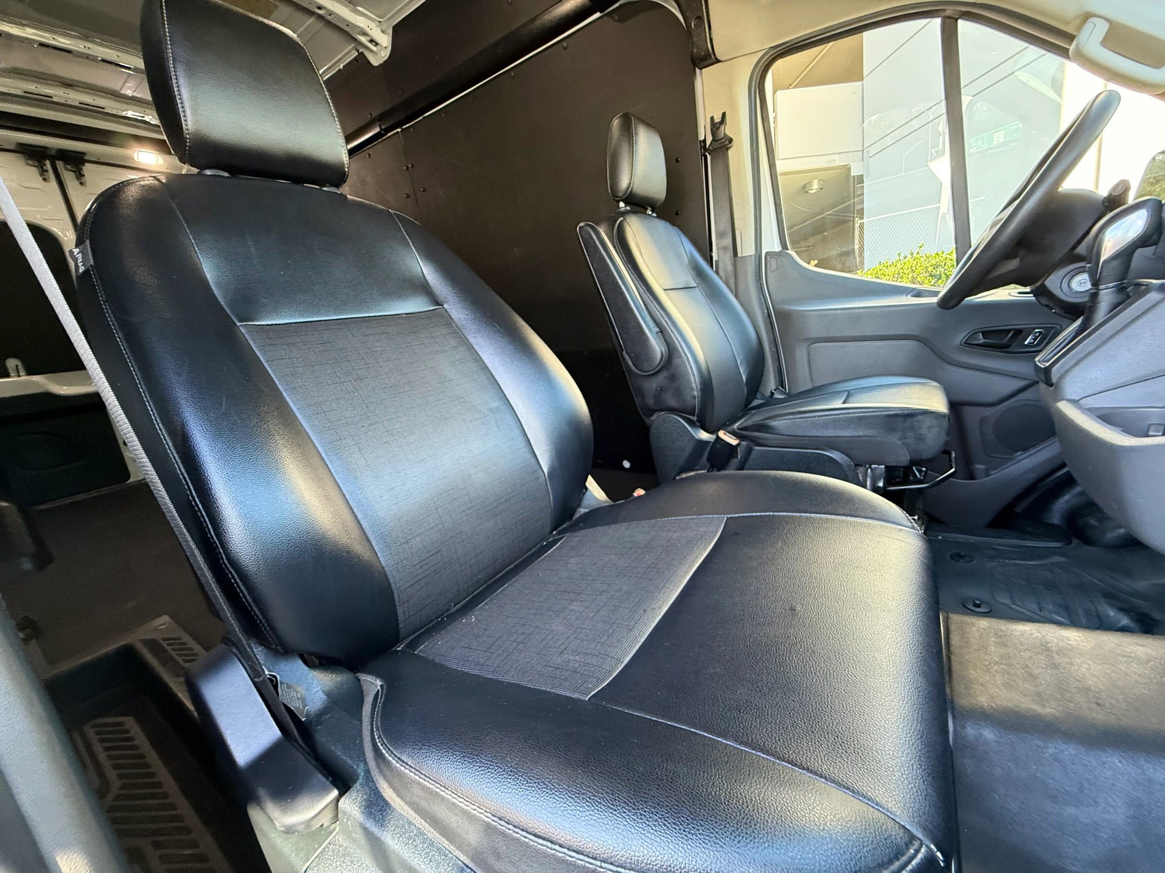 Used 2022 Ford Transit 350 148 High Roof AWD w/ Load Area Protection Package image 10