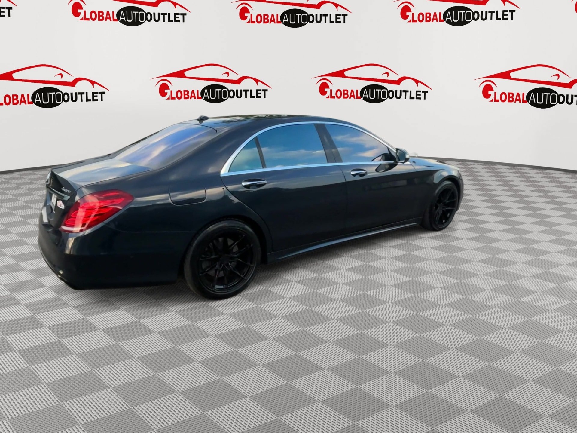 Used 2017 Mercedes-Benz S 550 4MATIC Sedan image 8