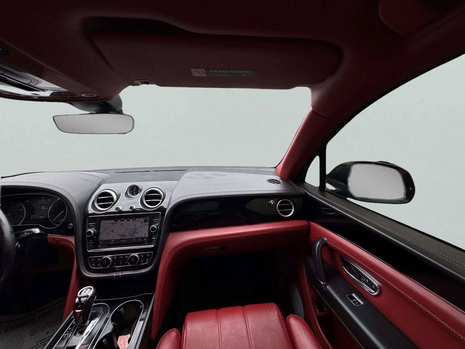 Used 2018 Bentley Bentayga AWD/4WD image 75