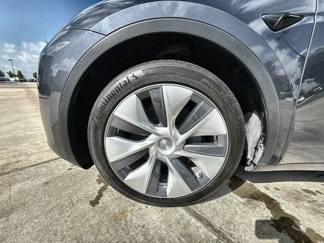 Used 2023 Tesla Model Y Long Range AWD/4WD image 10