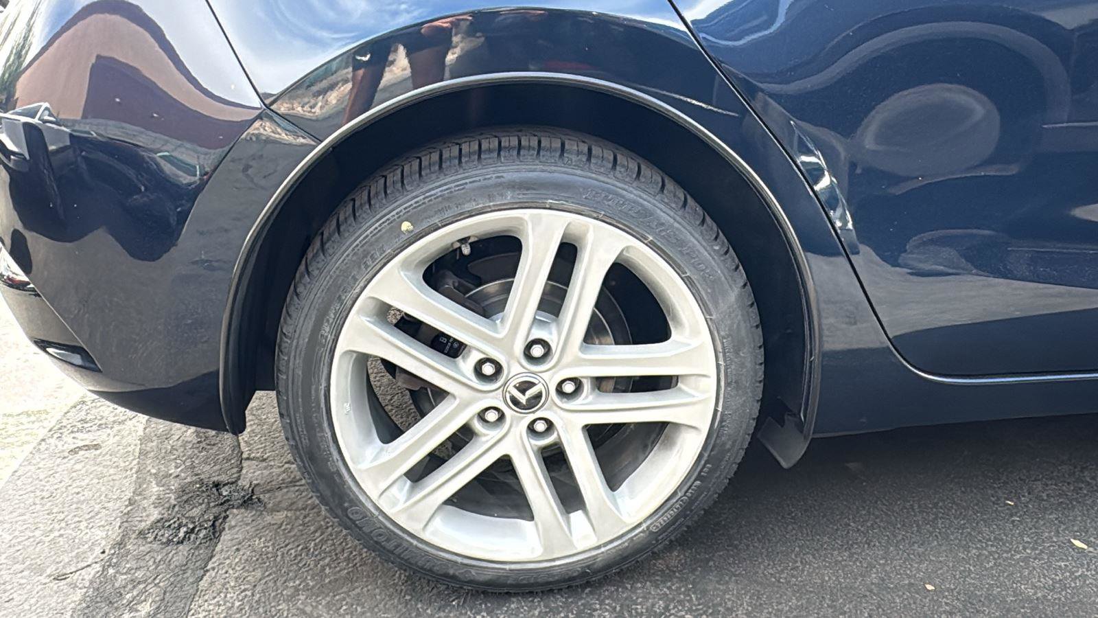 Used 2018 MAZDA MAZDA3 Grand Touring FWD image 7