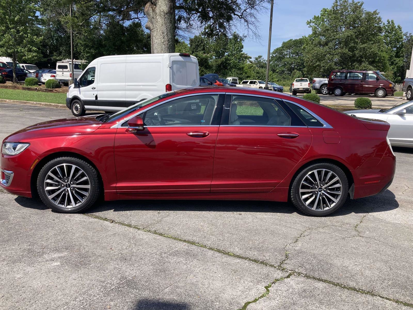 Used 2017 Lincoln MKZ Premiere FWD image 8
