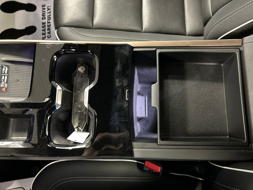 Used 2025 Buick Enclave Avenir w/ Super Cruise Package image 21