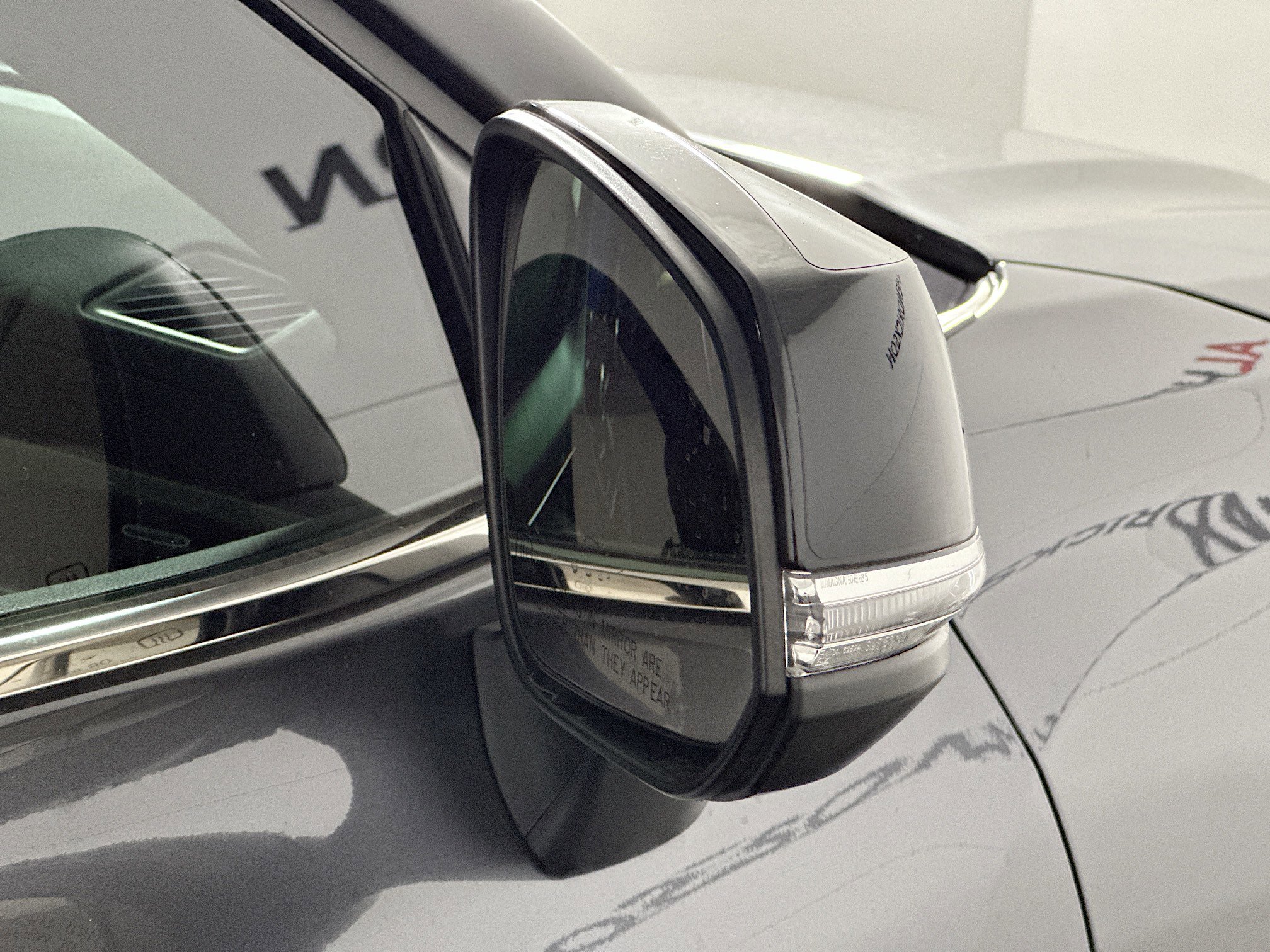 Used 2023 Toyota Highlander XLE image 10