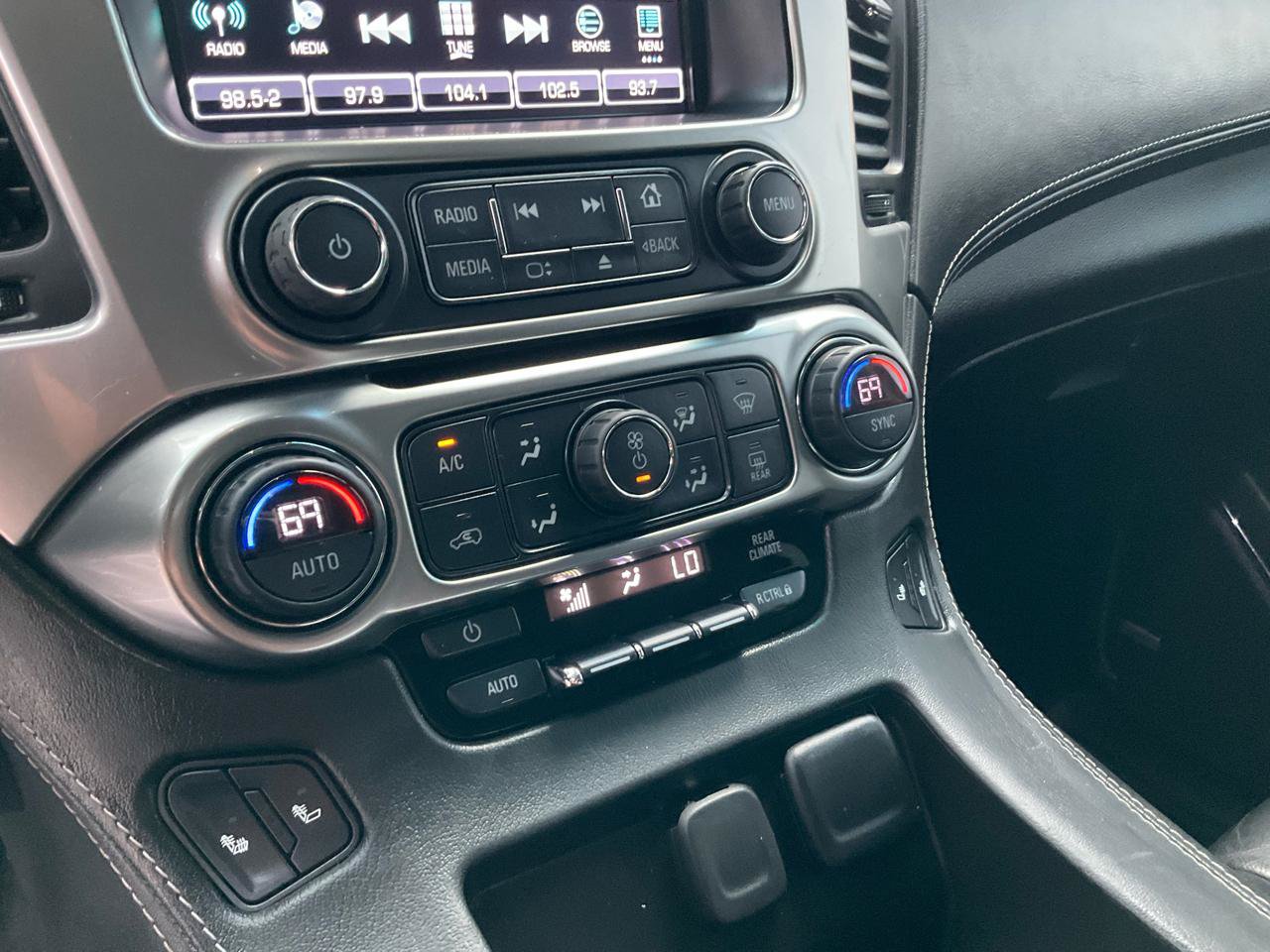 Used 2019 Chevrolet Tahoe LT AWD/4WD image 25