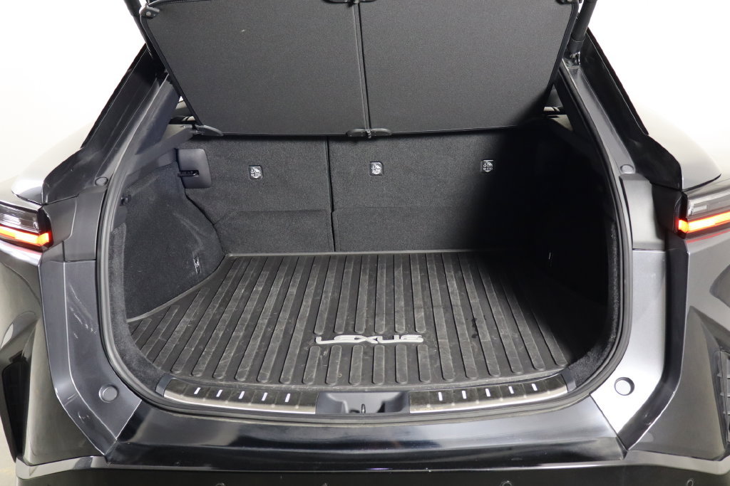 Used 2024 Lexus RZ 450e Premium w/ Accessory Package (K3) AWD/4WD image 17