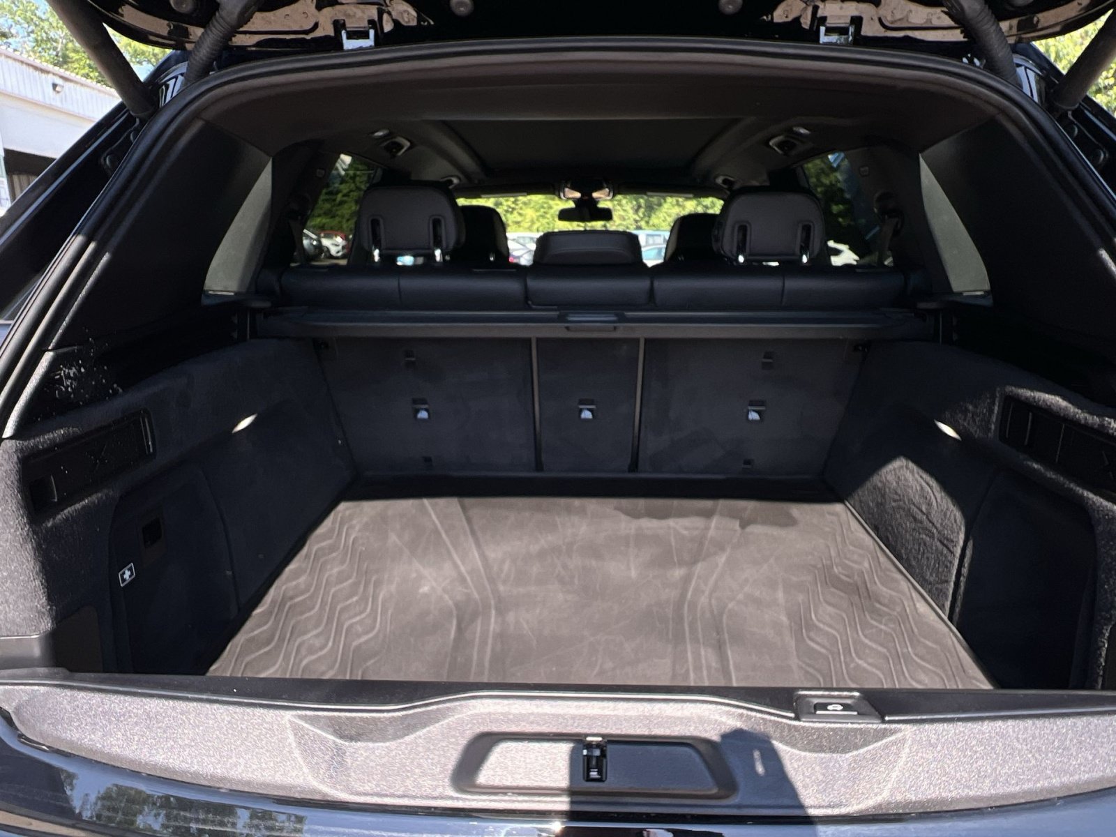 Used 2023 BMW X5 xDrive40i w/ Luxury Seating Package AWD/4WD image 41