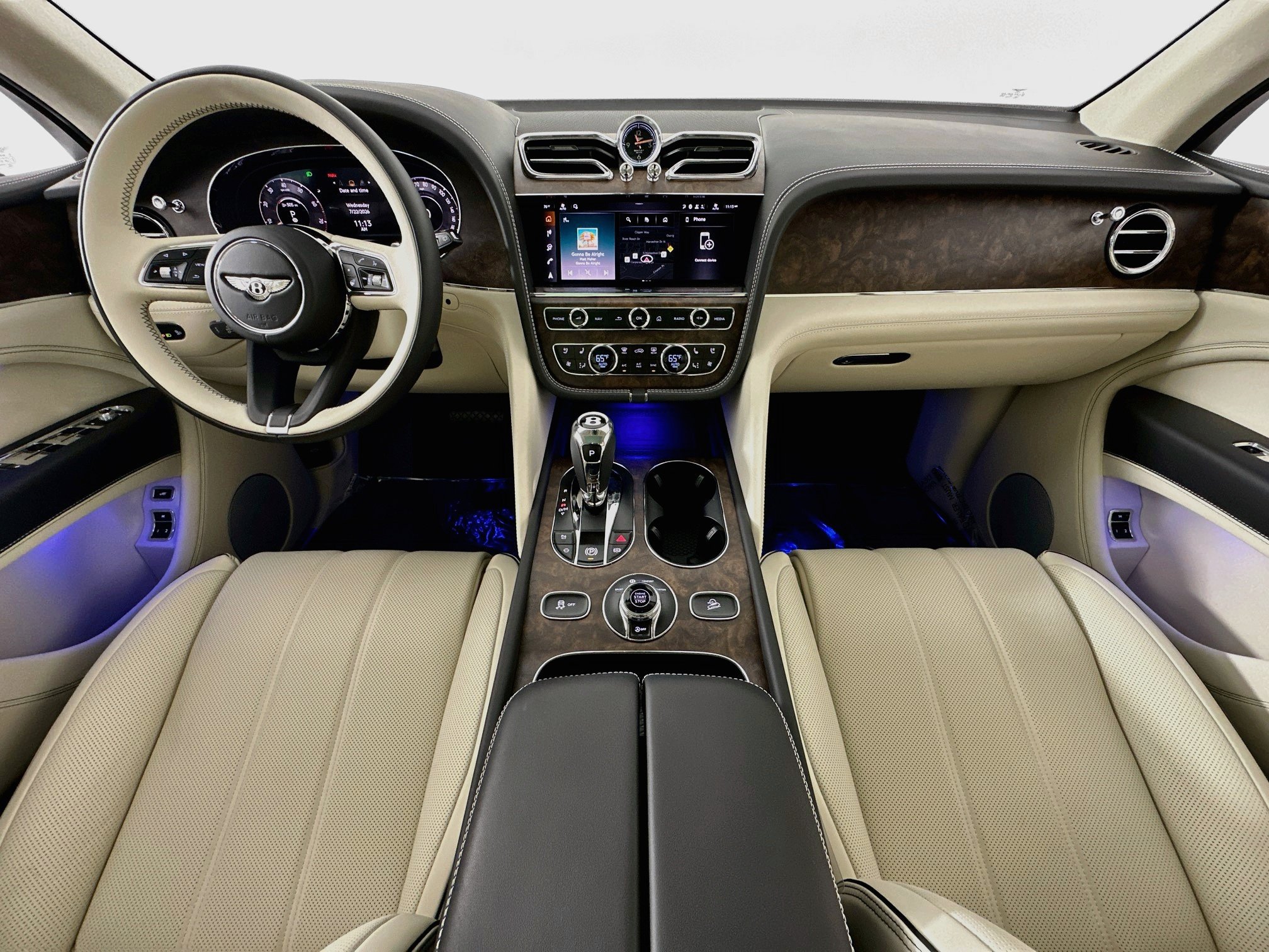 New 2026 Bentley Bentayga AWD/4WD image 20