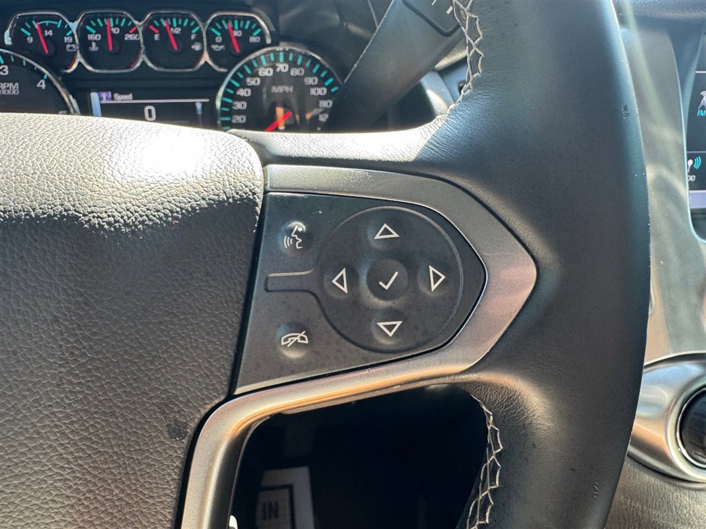 Used 2016 Chevrolet Suburban LS RWD image 12