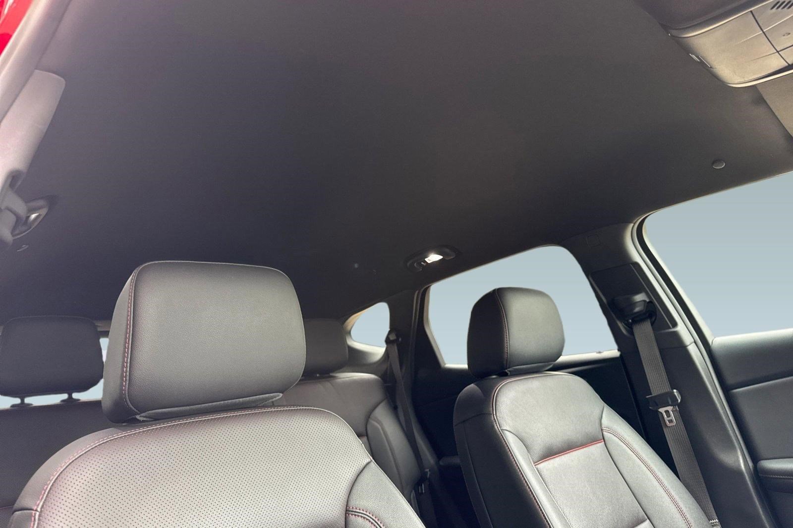 Used 2022 Chevrolet Blazer RS w/ Enhanced Convenience Package image 27