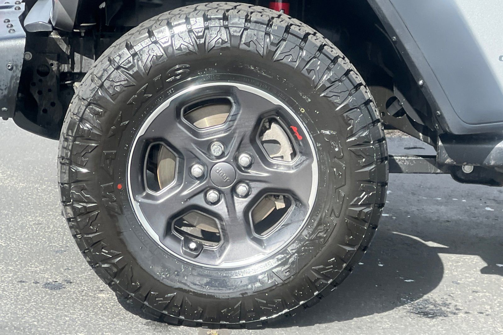 Used 2020 Jeep Gladiator Rubicon AWD/4WD image 27