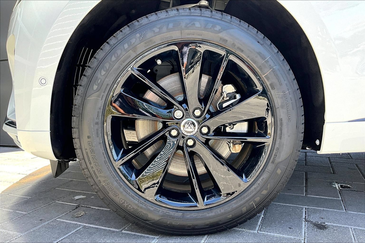 New 2026 Jaguar F-PACE R-Dynamic S AWD/4WD image 12