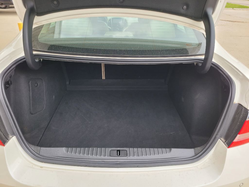 Used 2016 Buick Verano Leather w/ Experience Buick Package FWD image 47
