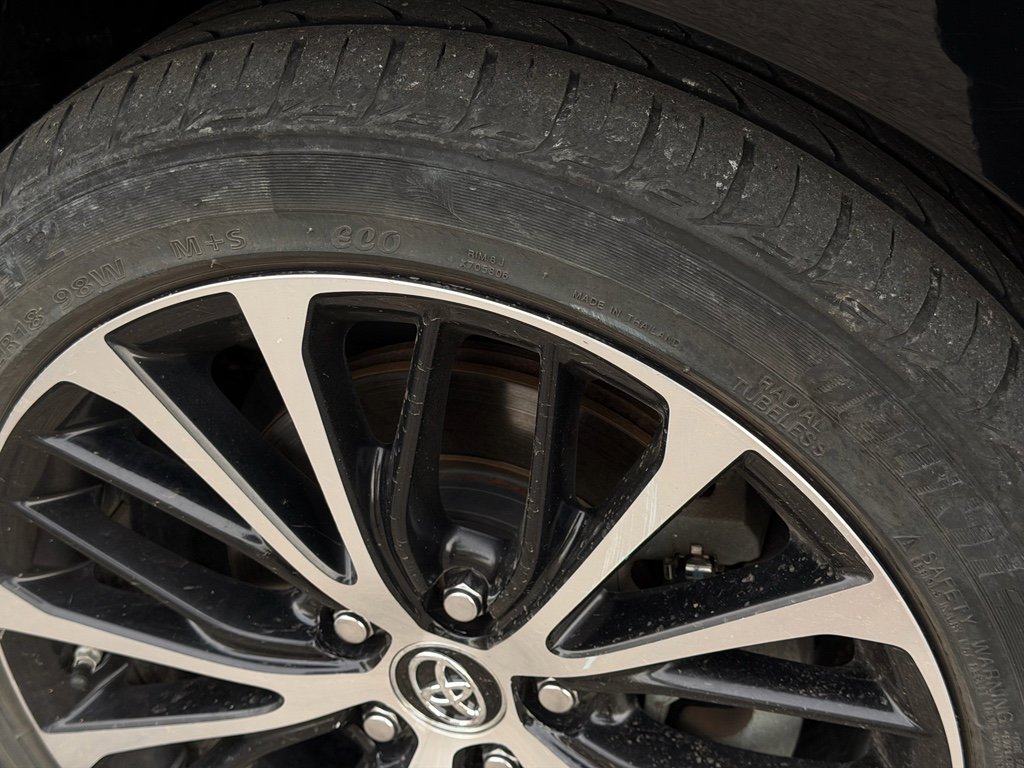 Used 2019 Toyota Camry SE image 10