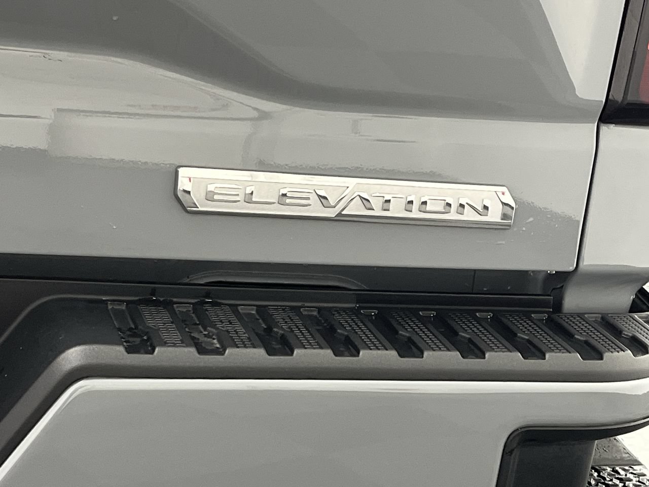 Used 2024 GMC Sierra 1500 Elevation w/ LPO, Elevation Black Package AWD/4WD image 36
