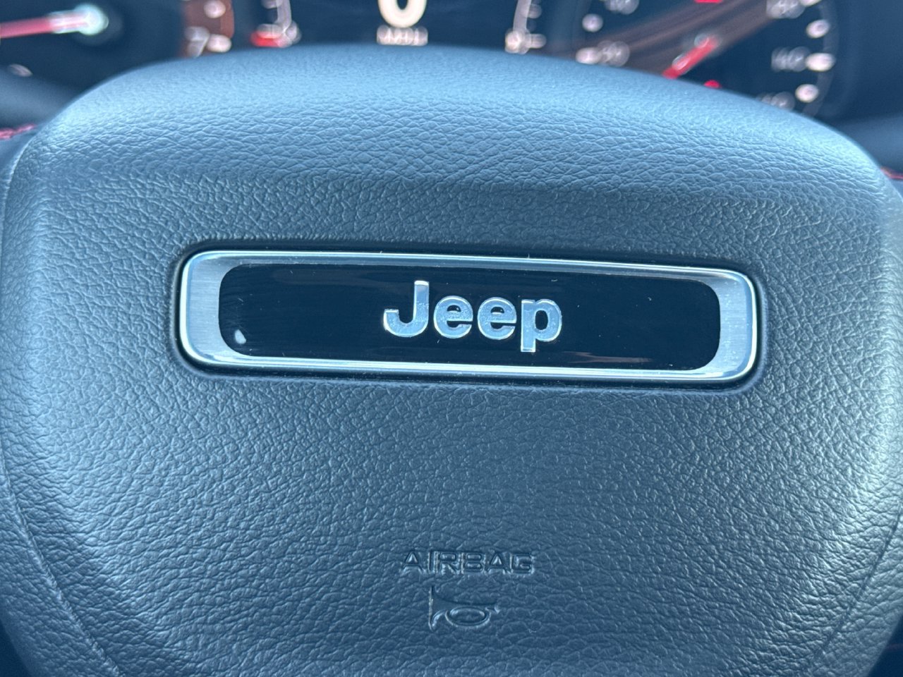 Used 2023 Jeep Compass Trailhawk w/ Trailhawk Convenience Group AWD/4WD image 27