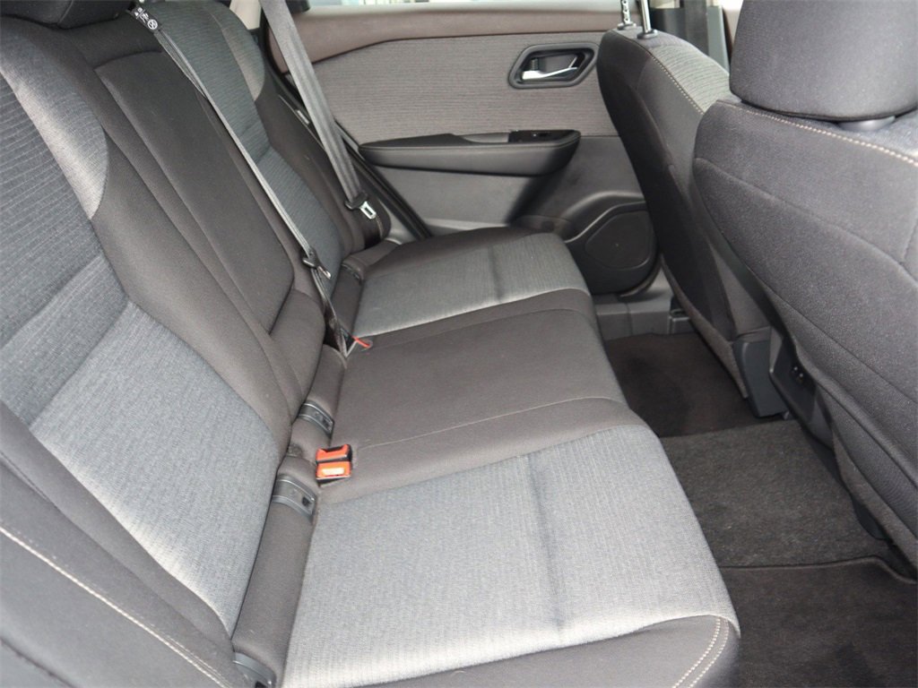 Certified 2023 Nissan Rogue SV image 28