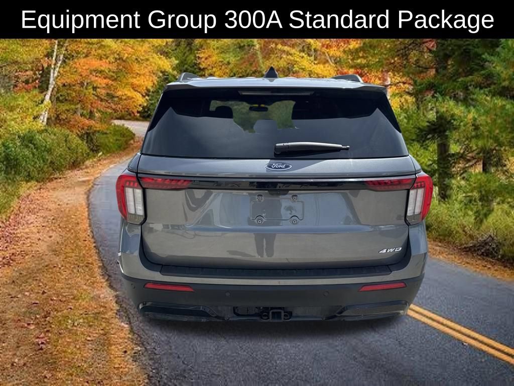 Used 2025 Ford Explorer ST-Line w/ ST-Line Street Pack AWD/4WD image 5