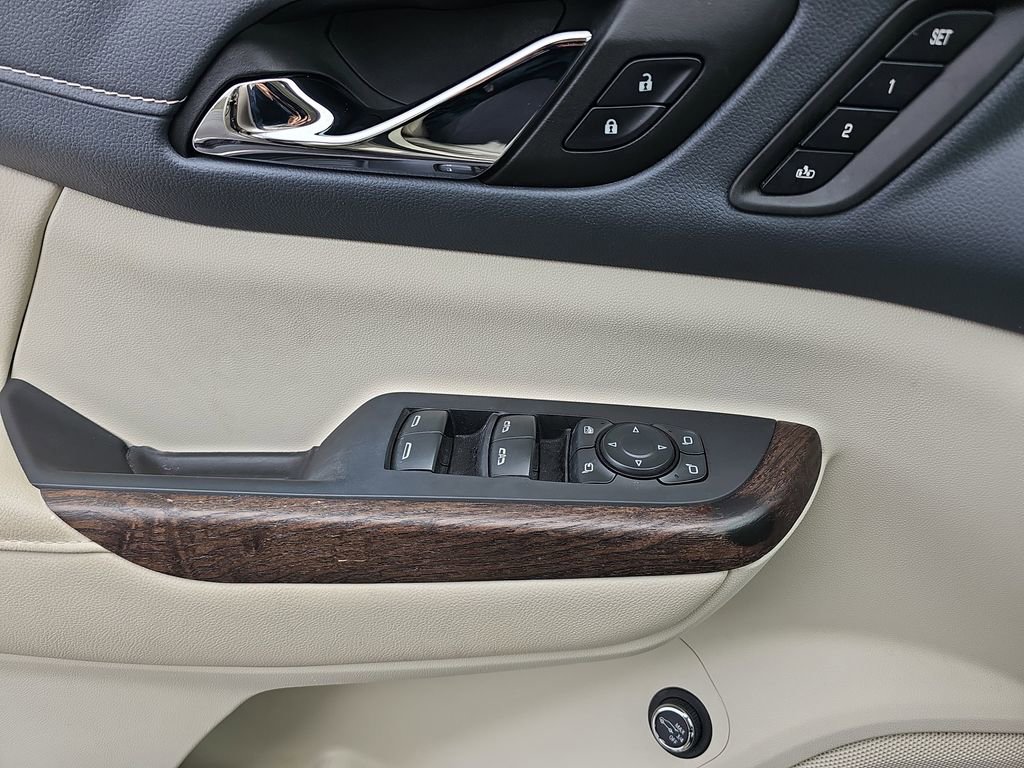 Used 2023 GMC Acadia Denali FWD image 33