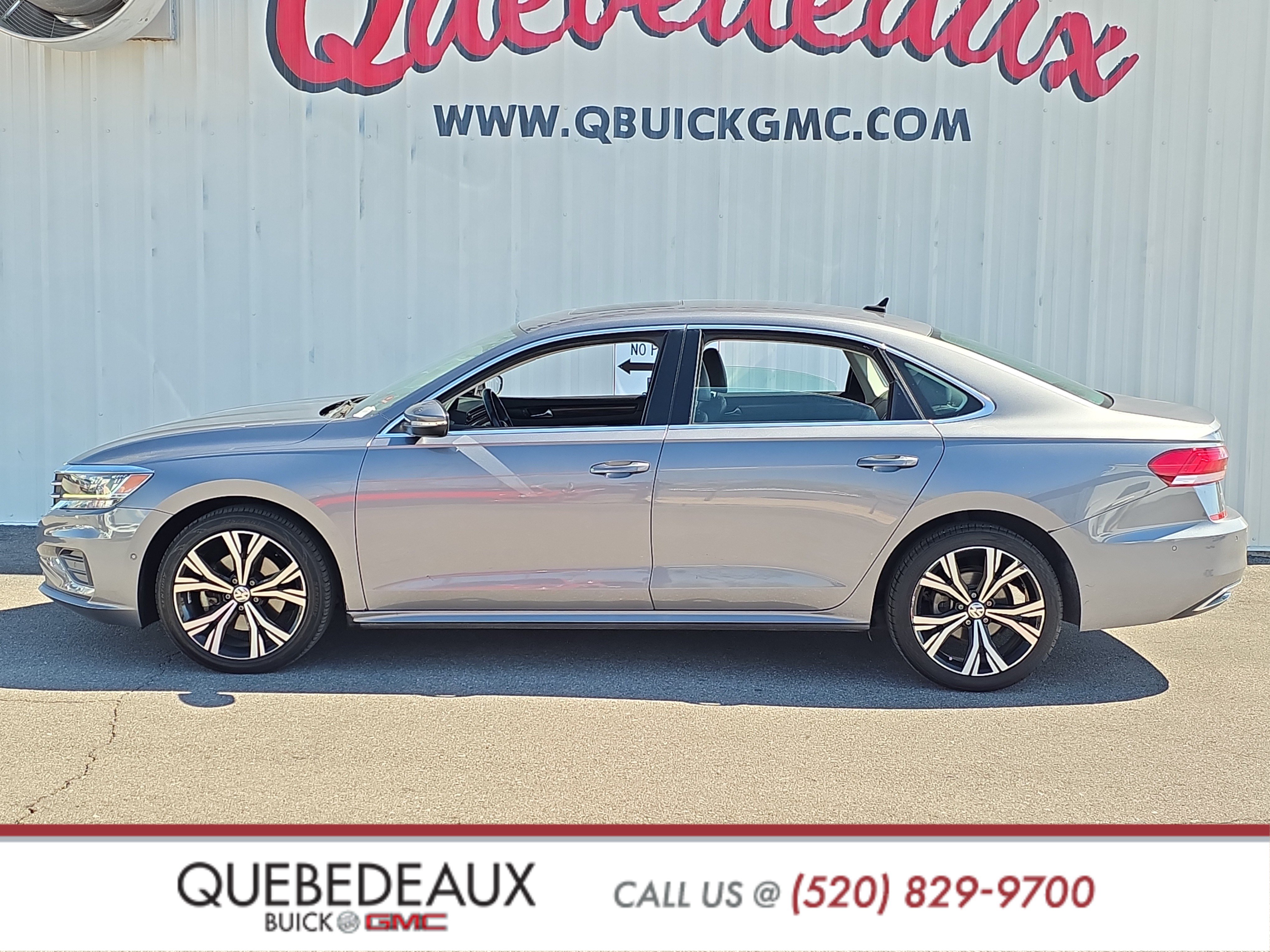 Used 2020 Volkswagen Passat 2.0T SEL FWD image 4