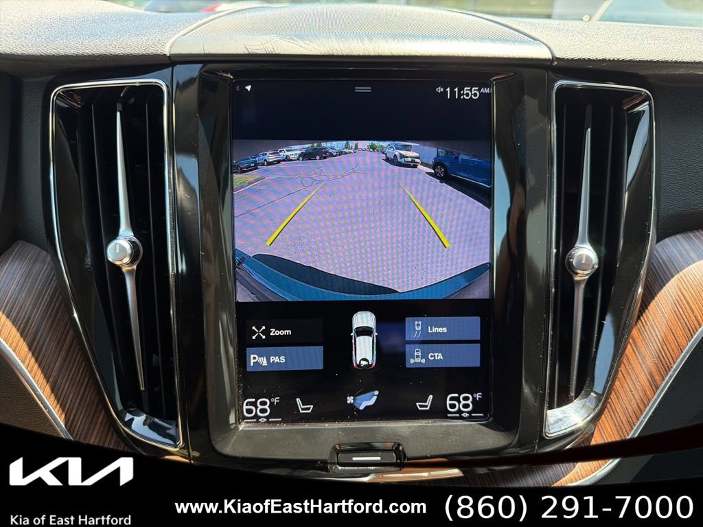 Used 2021 Volvo XC60 T5 Momentum AWD/4WD image 31