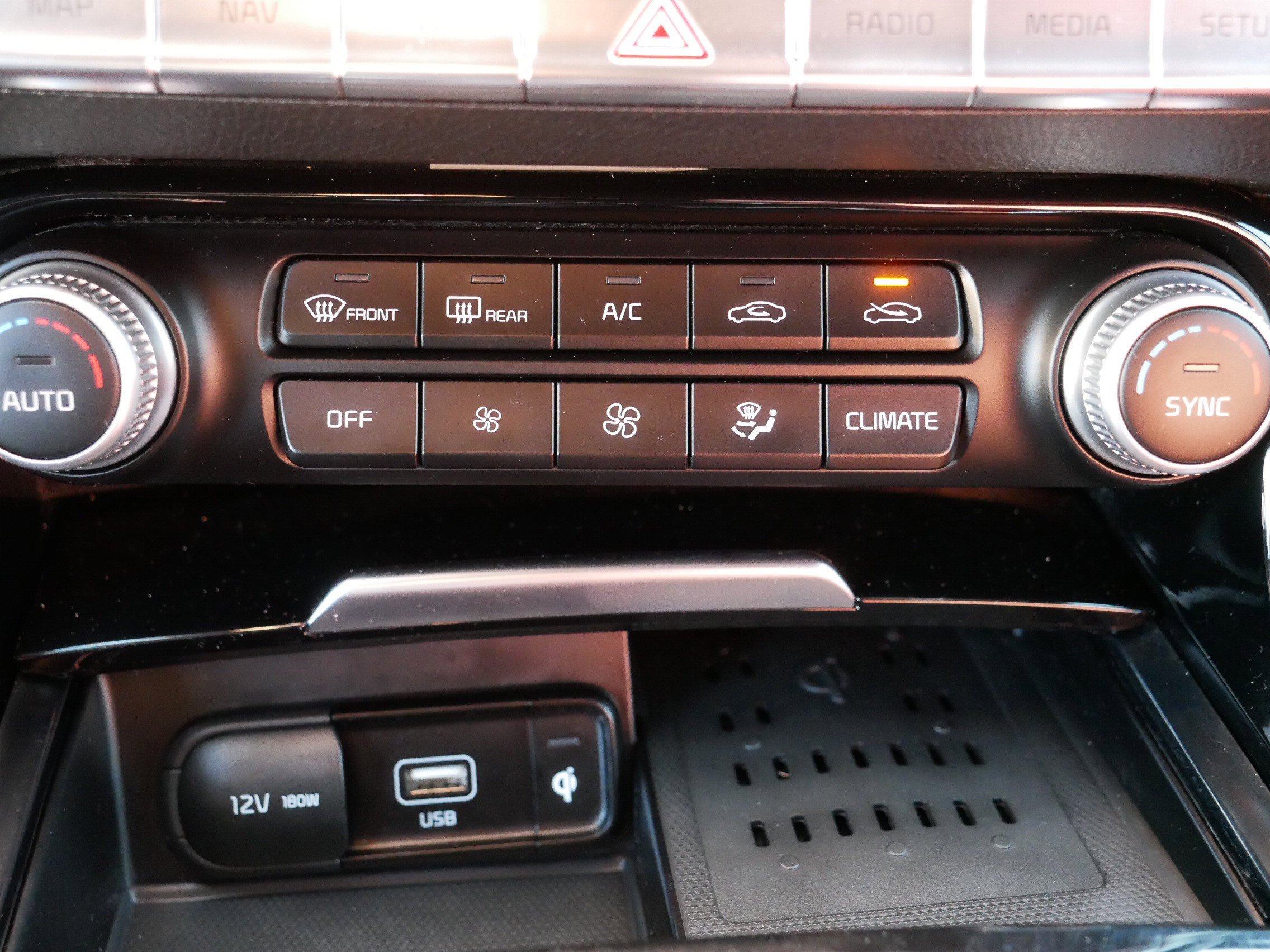 Certified 2022 Kia Stinger GT-Line w/ Sun & Sound Package image 24