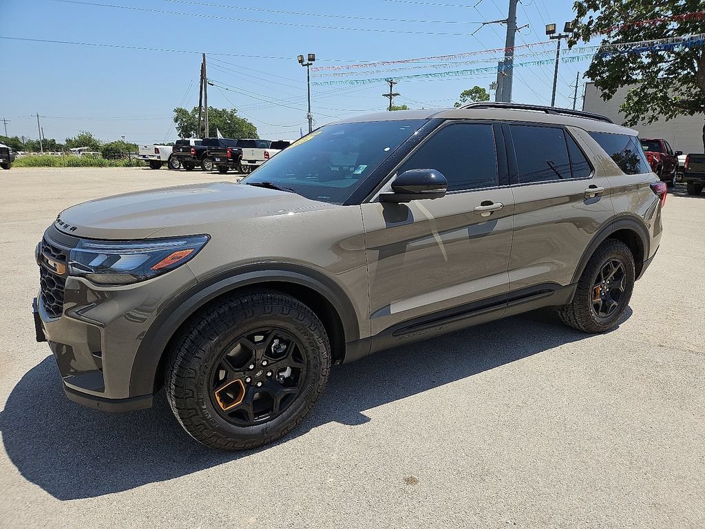 Used 2026 Ford Explorer Tremor w/ Tremor Ultimate Package AWD/4WD image 2