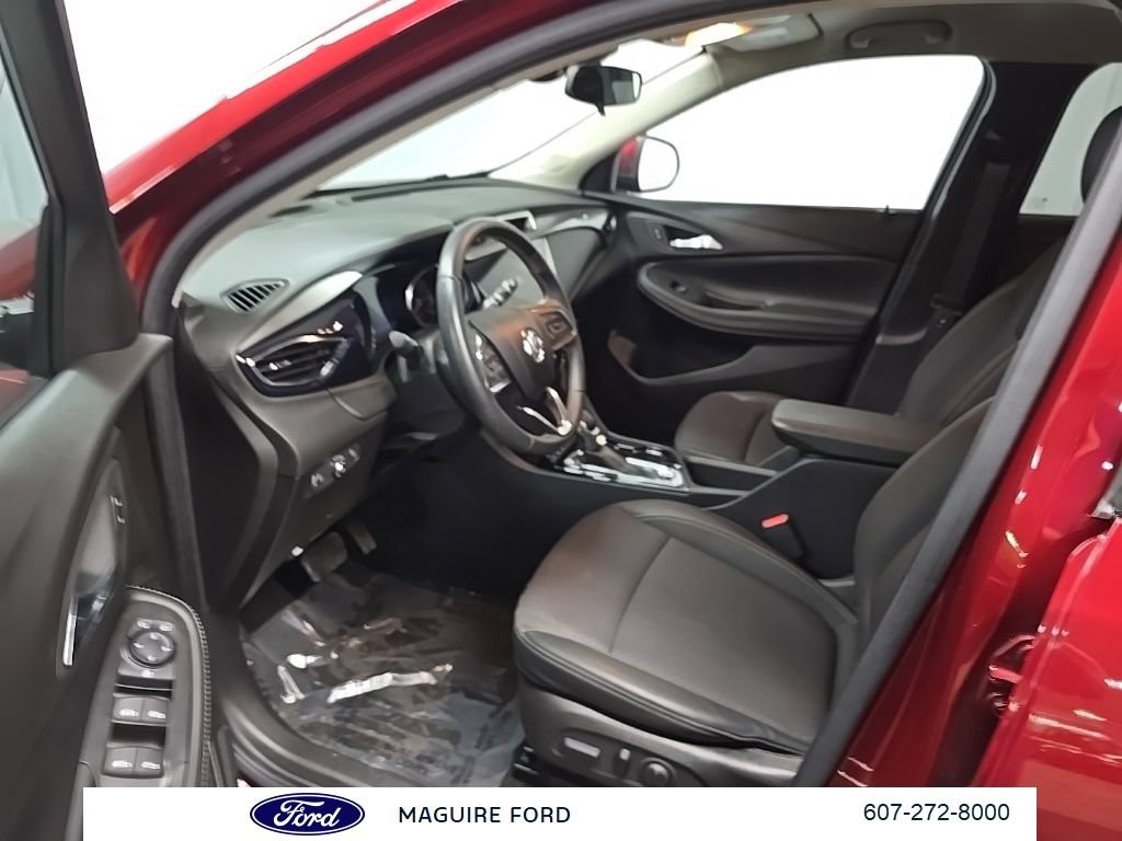 Used 2023 Buick Encore GX Preferred w/ Cold Weather Comfort Package AWD/4WD image 31