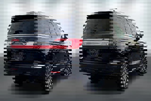 Used 2020 Lincoln Navigator Reserve w/ Luxury Package image 12